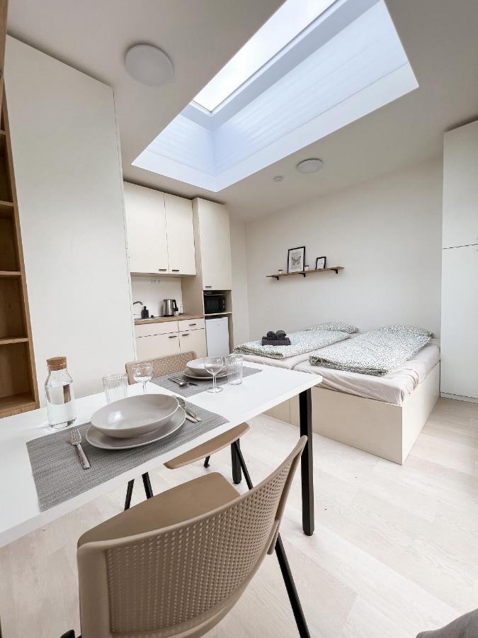 Celestial Apartments เบอร์โน ภายนอก รูปภาพ